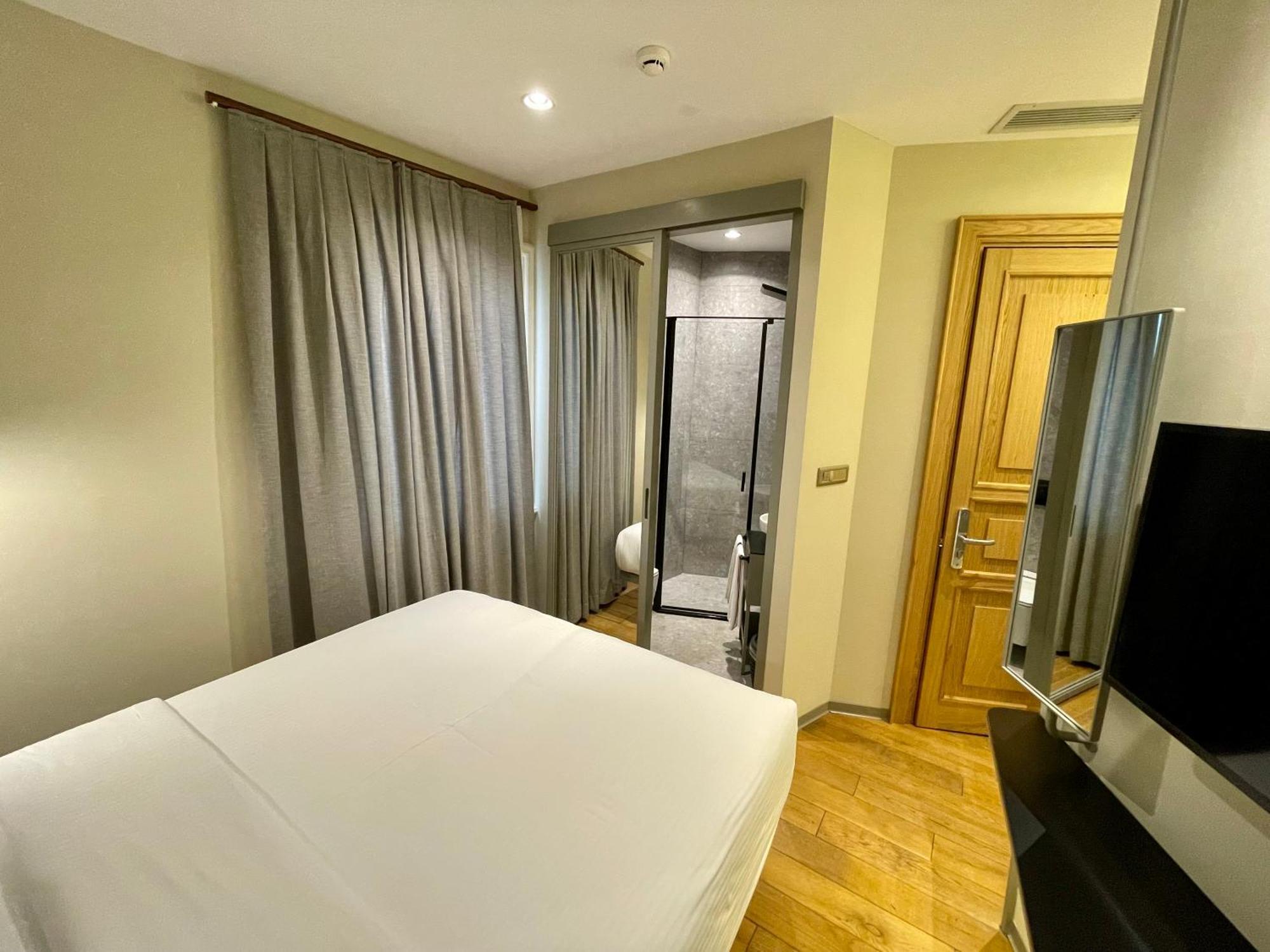 Nevv Bosphorus & Отель Стамбул